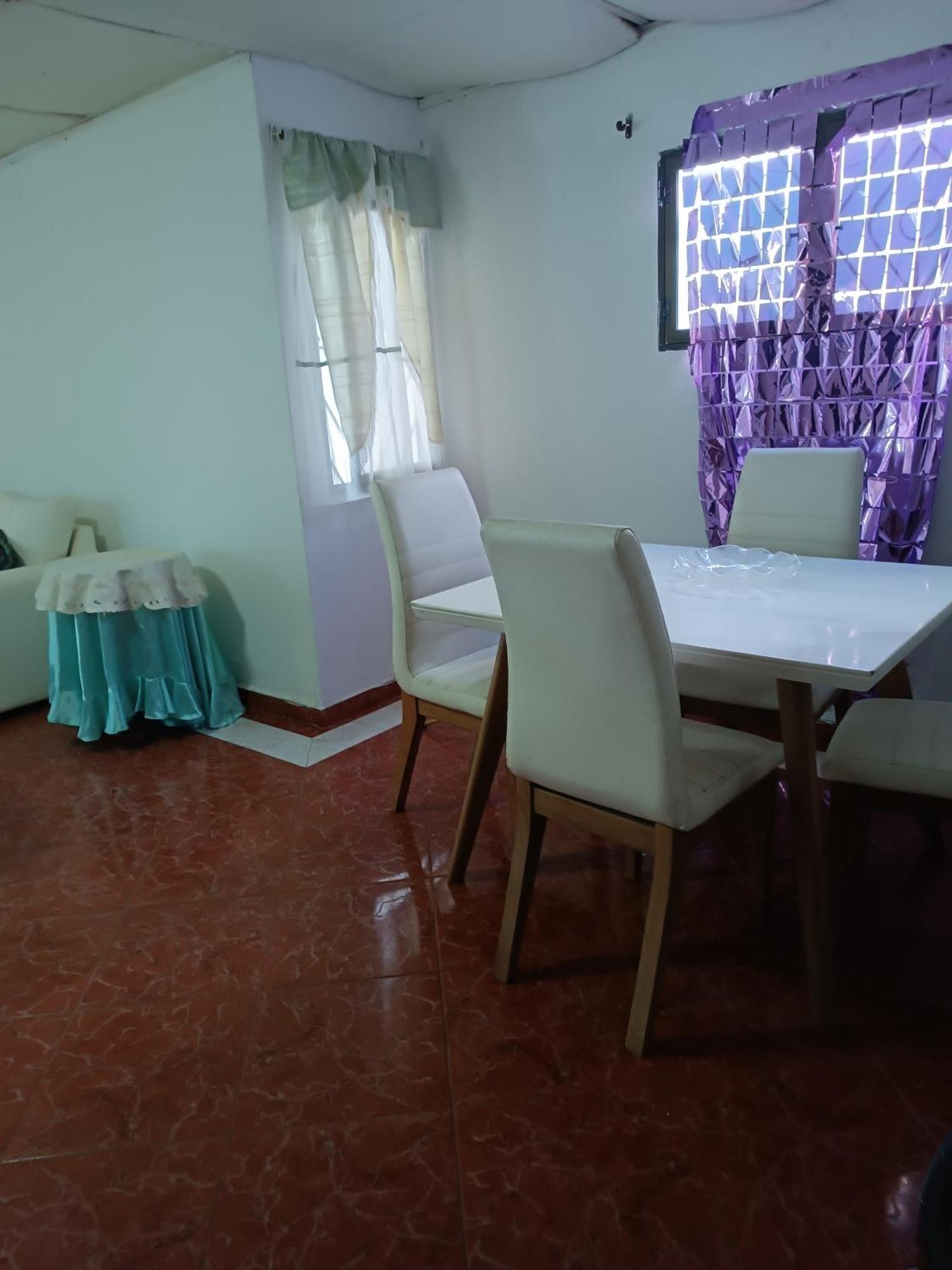 Séjour chez l'habitant Airport House Cartagène